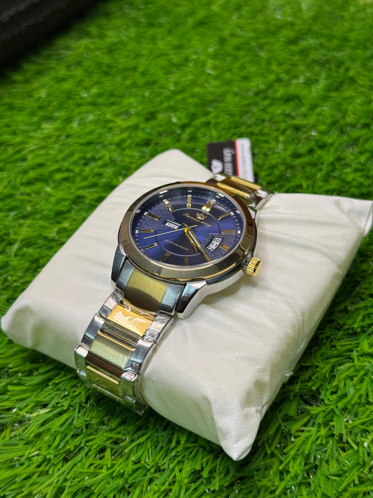 Success way gold and navy blue