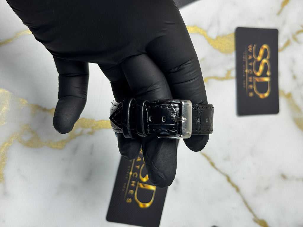 Cartier Tank plain Silver Black